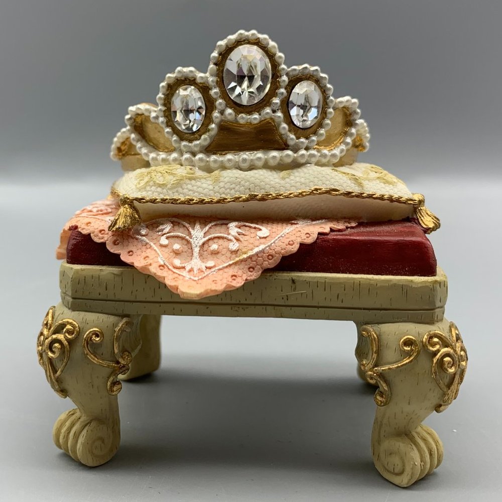 1999 Classic Couture Princess Arabella Hat Collection Tiara on Foot Stool